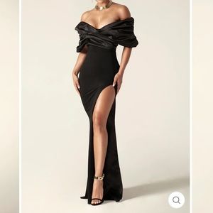 Alieva Presley Crepe Riffle Shoulder Dress